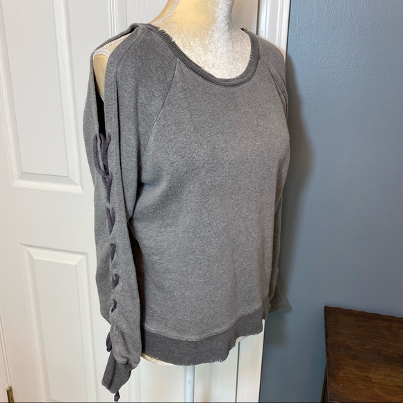 Lucky Brand Distressed Off-the-shoulder Crewneck Sweatshirt - Picture 3 of 11